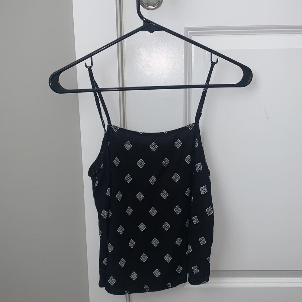 Square neck diamond pattern camisole